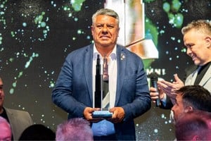 Claudio Tapia este miércoles durante la entrega de los Premios Alumni. Crédito: Prensa Claudio Tapia