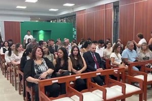 Estudiantes del CAU Santa Fe de la Universidad Siglo 21 recibieron sus reconocimientos. 