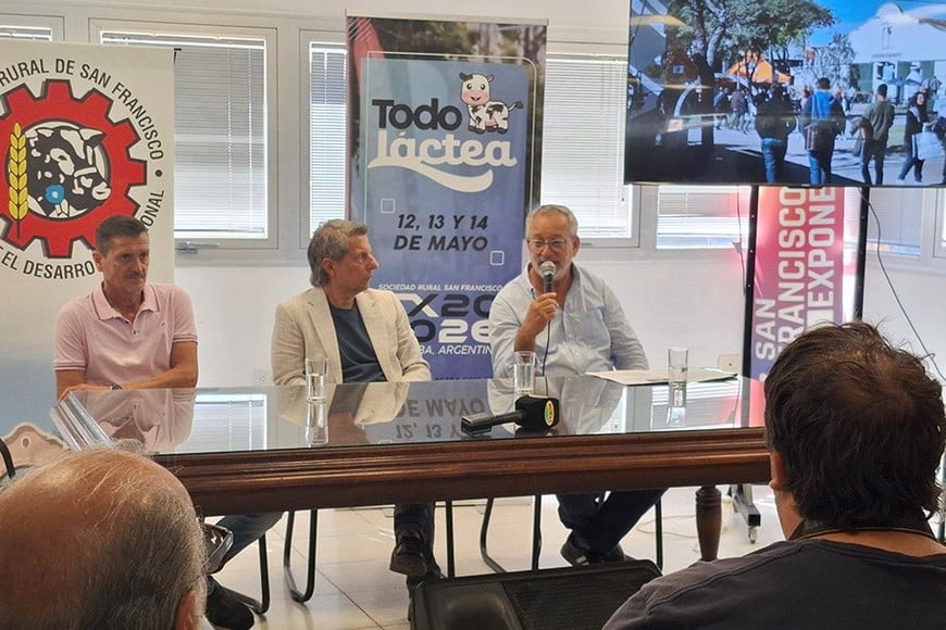 Es la Exposición Comercial, Industrial, de Servicios y Capacitación más importante de Argentina y el Cono Sur que refleja a la cadena láctea.