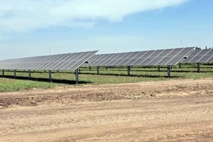 Se instalará el Parque Solar Fotovoltaico Ceres 1 con una potencia de Veinte megavatios (20 MW).