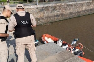 Al momento del hallazgo el hombre estaba desnudo.