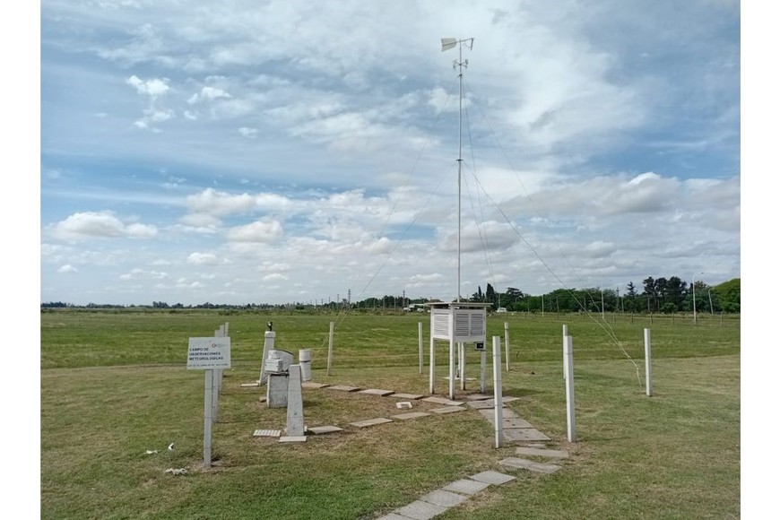 El campo de observaciones meteorológicas de la estación de Sauce Viejo.