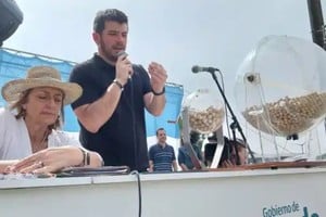 El intendente Chiarella confirmó el nuevo sorteo de lotes municipales.