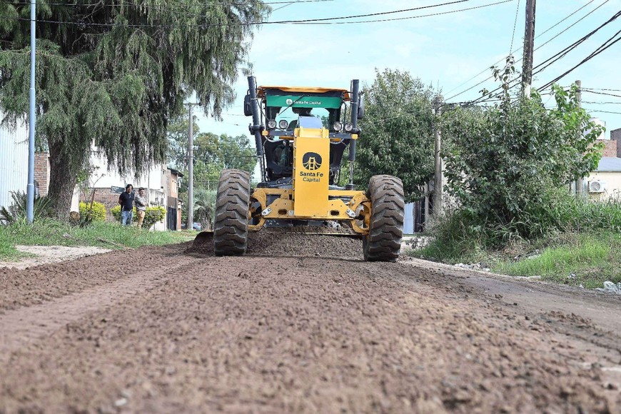 Distintos barrios serán beneficiados con mejoras viales y renovación de superficies.