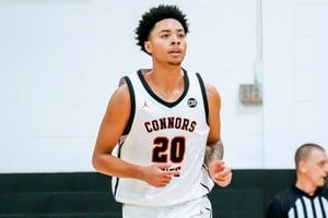 Ethan Dietz, de 2,03 metros, era uno de los jugadores más queridos del campus. Tenía 20 años.