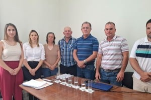 Los funcionarios destacaron que la adquisición del reconectador constituye un paso estratégico dentro del cronograma de obras.