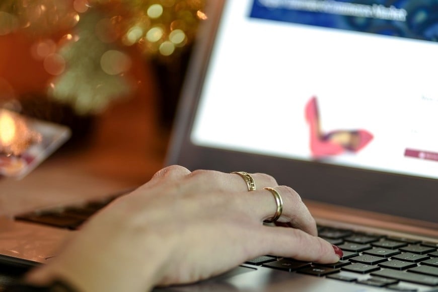 Recomendaciones para promover compras responsables y evitar fraudes.