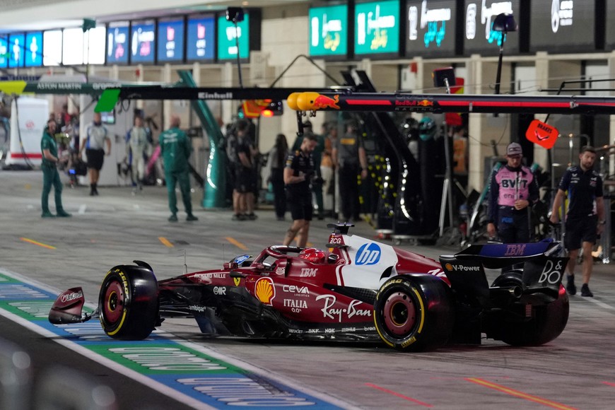 Formula One F1 - Qatar Grand Prix - Lusail International Circuit, Lusail, Qatar - November 28, 2025
Ferrari's Charles Leclerc during sprint qualifying Pool via REUTERS/Altaf Qadri