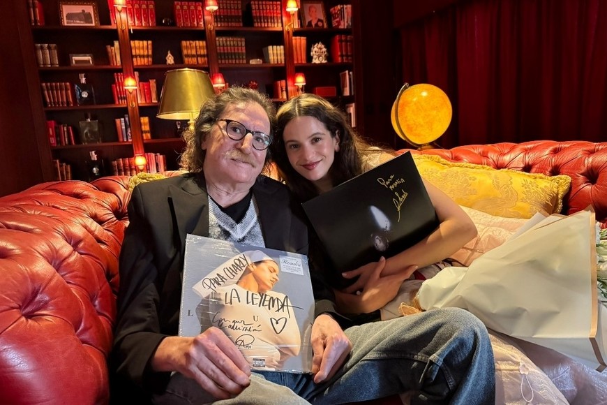 La artista catalana le dedicó su nuevo disco al ícono del rock argentino.