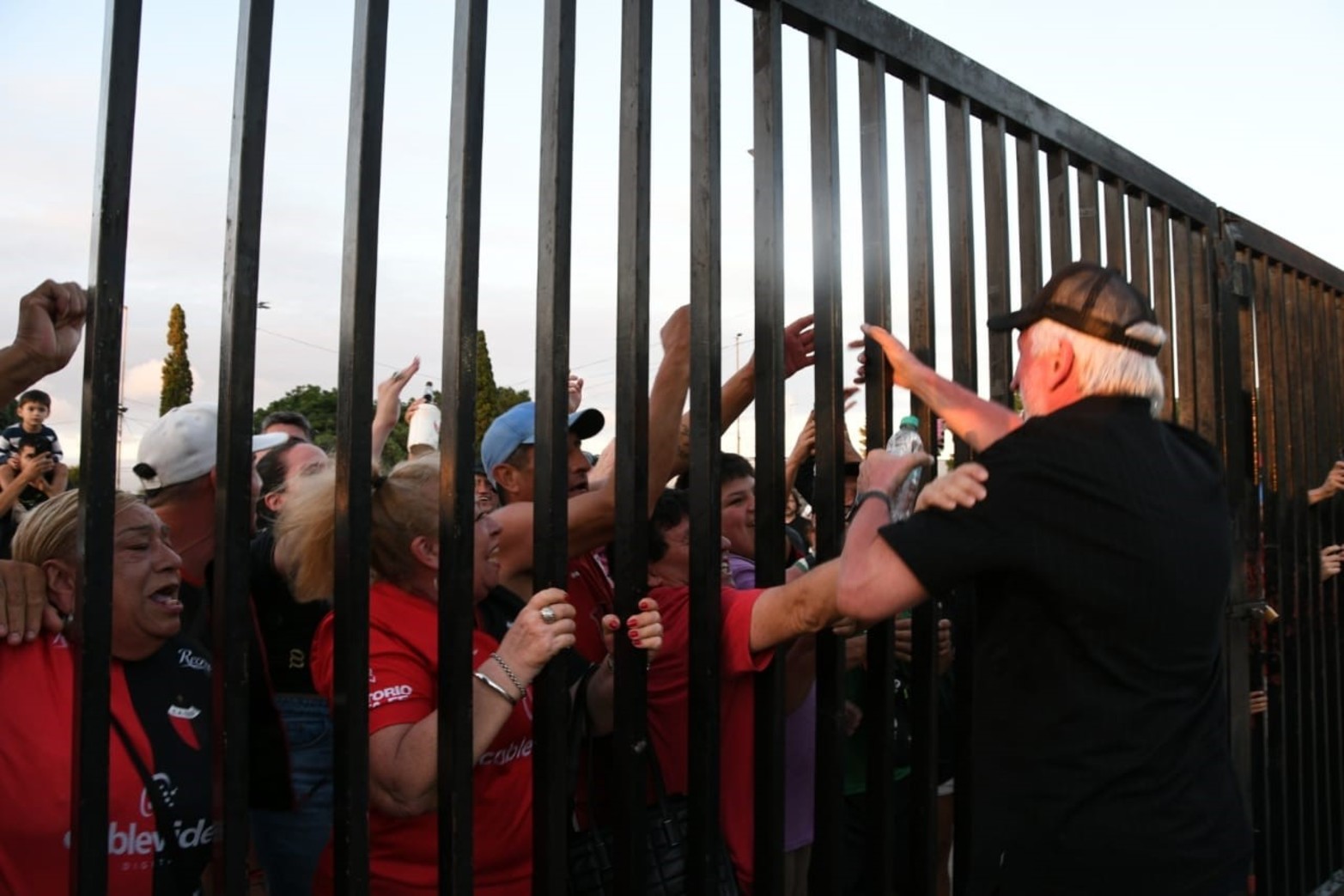 José Alonso se quedó con las elecciones y será el próximo presidente de Colón.