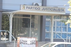 En el Partido Justicialista colisionan distintas miradas sobre las estrategias electorales. Crédito: Luis Cetraro.