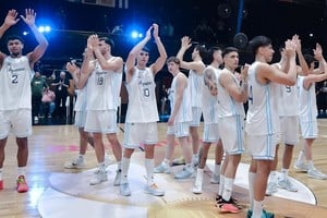 Argentina apabulló a Cuba y cerró la primera ventana con puntaje ideal