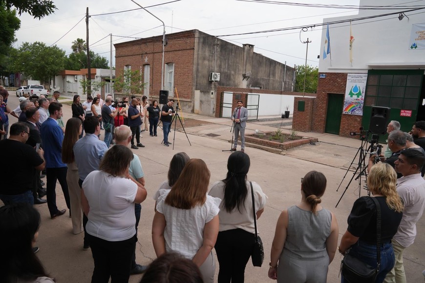 Pullaro inauguró infraestructura clave para garantizar agua potable segura a casi 9.500 vecinos en departamento Castellanos