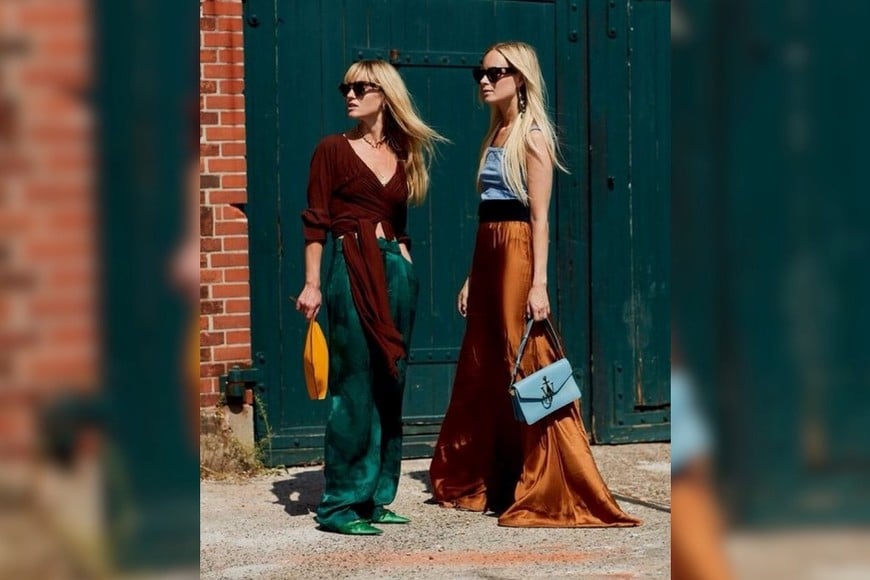 Neutrales modernos y futuristas se imponen en accesorios y prendas urbanas.