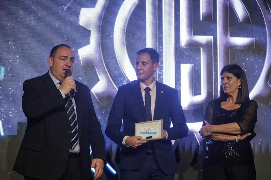 Autoridades provinciales y municipales acompañaron el evento, reafirmando la importancia del diálogo.