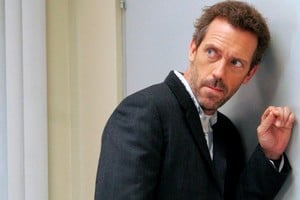 El popular Dr. House y una secuencia a favor de la vacunación infantil.
