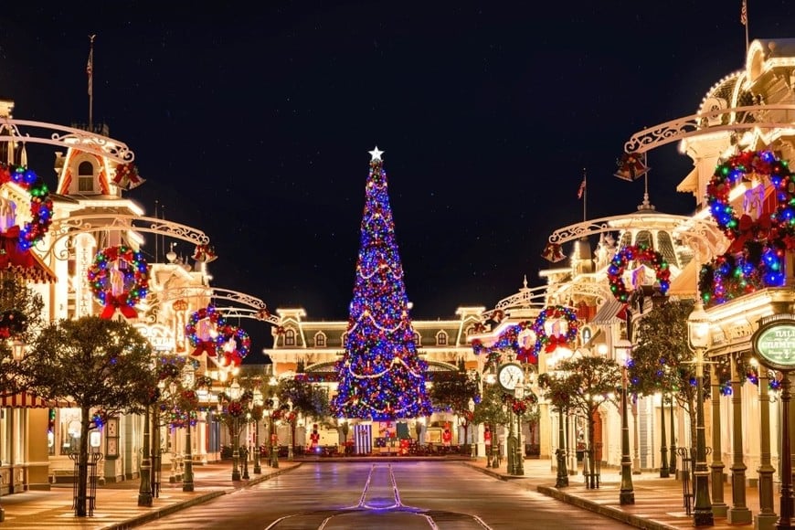 “Una Navidad Inolvidable” se presentará con 30 artistas en escena y música original.