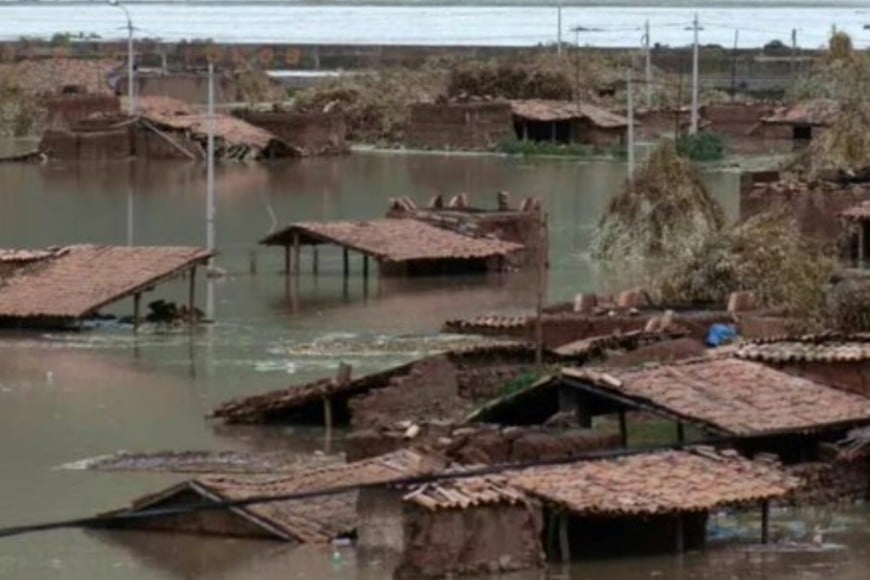 El golpe de la tierra generó una ola violenta que arrastró las embarcaciones de modo inmediato