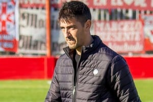 Fredes llevó a Luján a disputar el Reducido y renovó hace apenas un mes.