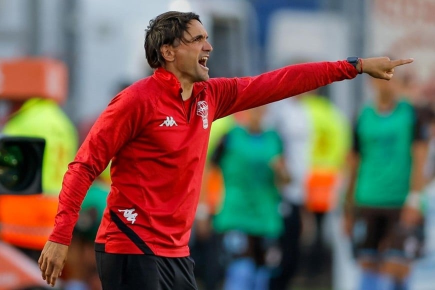 Diego Martínez volverá a ser el entrenador de Huracán tras su paso por Boca Juniors.