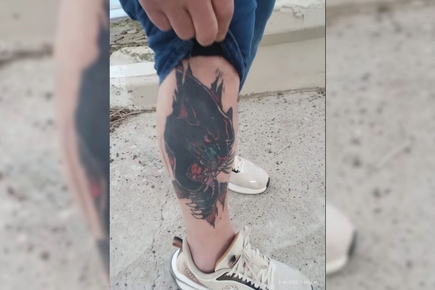 El tatuaje que delató la identidad del fugitivo. Foto: Gentileza