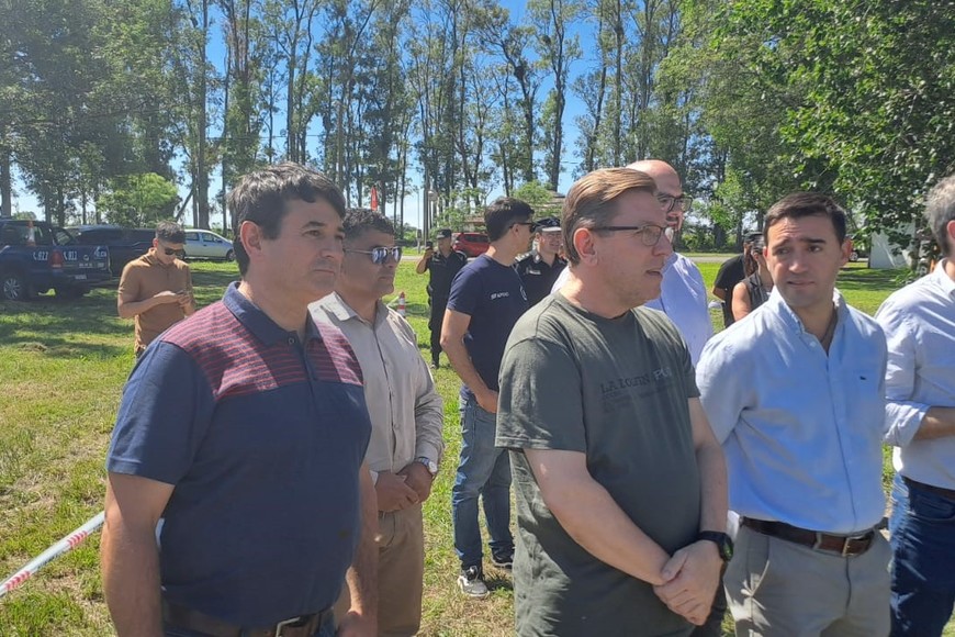 “Para los que somos de San Justo este es un tema de décadas. Ver este lugar repleto de vehículos acumulados ha sido una constante, por eso agradezco tanto a Matías como al ministro Fabián Bastía por dar inicio a esta tarea”, expresó el senador Borla.