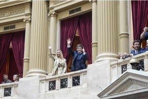 Milei siguió la jura desde uno de los palcos, en una señal política hacia el nuevo escenario legislativo.