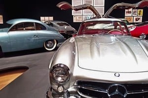 El gobierno nacional agiliza la importación de autos clásicos con nueva resolución.