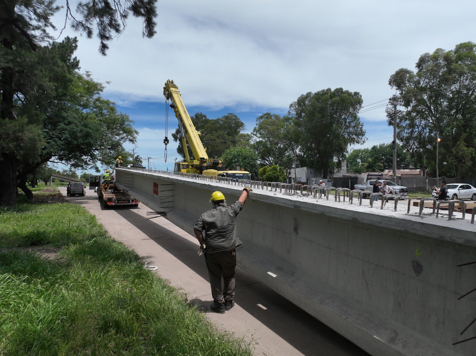 Llegaron las primeras vigas del nuevo Puente Santa Fe–Santo Tomé.