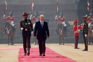 Russian President Vladimir Putin walks past guards of honour during a ceremonial reception prior to his meetings with Indian officials in New Delhi, India, December 5, 2025. Sputnik/Konstantin Zavrazhin/Pool via REUTERS ATTENTION EDITORS - THIS IMAGE WAS PROVIDED BY A THIRD PARTY.