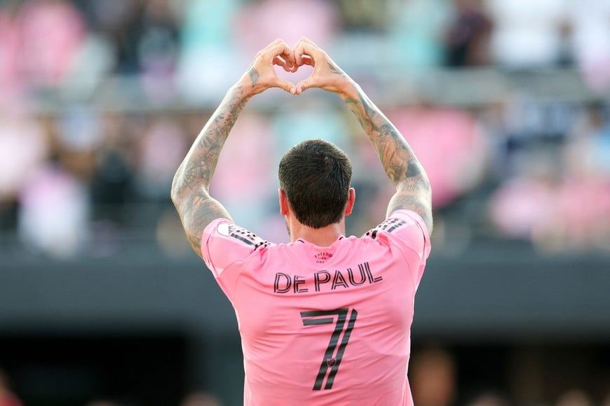 Dec 6, 2025; Fort Lauderdale, Florida, USA; Inter Miami midfielder Rodrigo de Paul (7) celebrates after scoring a goal against the Vancouver Whitecaps FC in the second half during the 2025 MLS Cup at Chase Stadium. Mandatory Credit: Nathan Ray Seebeck-Imagn Images