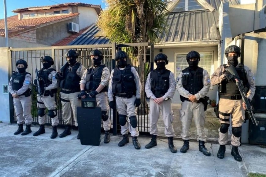 Cobraba hasta US$30 mil por arreglar matrimonios con extranjeros ilegales.