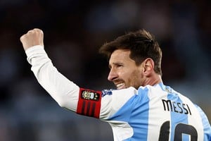 Podría significar la primera vez que Lionel Messi enfrente a la Selección de Inglaterra. Foto: Archivo