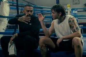 El lanzamiento se produce en medio de la intensa gira internacional de Londra, donde visitó más de 17 ciudades.