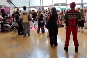 Incidentes, desmayos y asistencia médica en el Teatro Gran Rivadavia