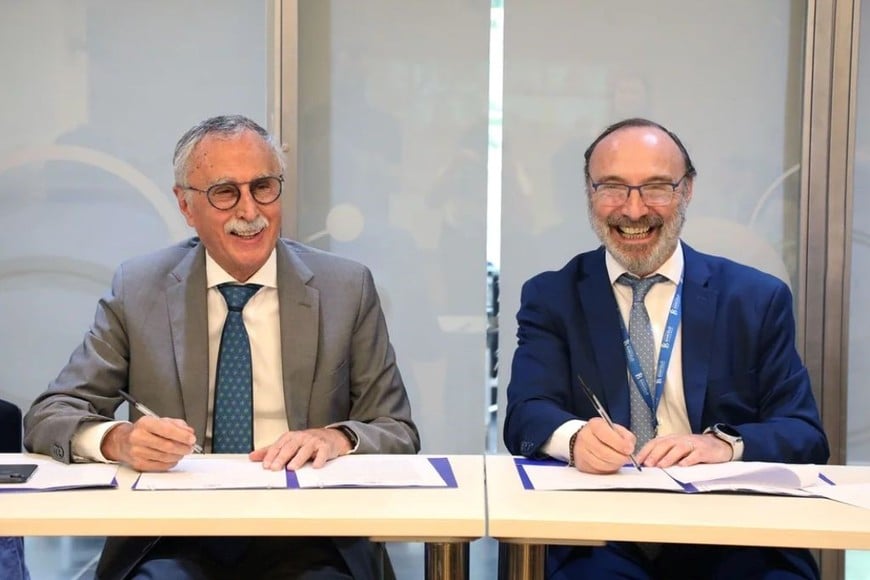 Mario Lugones firmó el convenio con A.FA.CI.ME.R.A para simplificar la matriculación nacional.