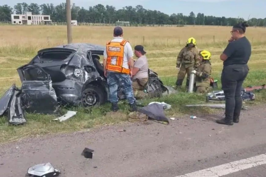 La Policía bonaerense realizó pericias durante toda la mañana para determinar las causas del choque.