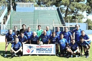 Los médicos campeones.