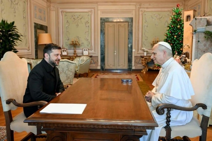 León XIV y Zelensky, juntos en Castel Gandolfo. Foto: Gentileza Vaticano