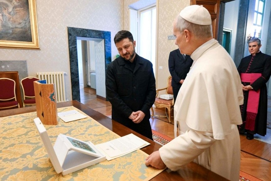 León XIV y Zelensky, juntos en Castel Gandolfo. Foto: Gentileza Vaticano