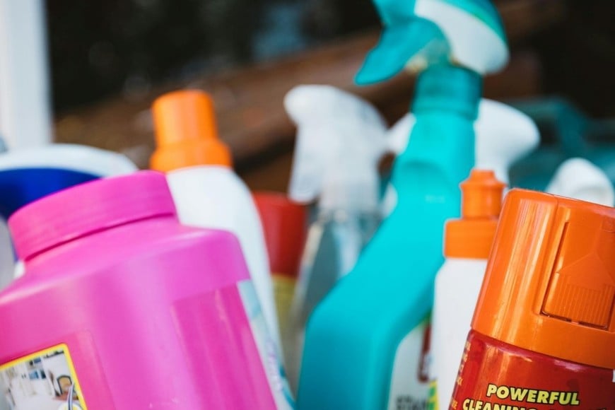 También se prohibió la publicidad y se alertó a todas las jurisdicciones del país.