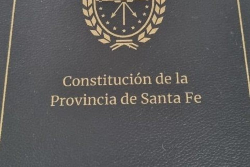 A la jura ante la nueva Constitución fueron invitadas las autoridades de las 32 localidades del departamento San Cristóbal.