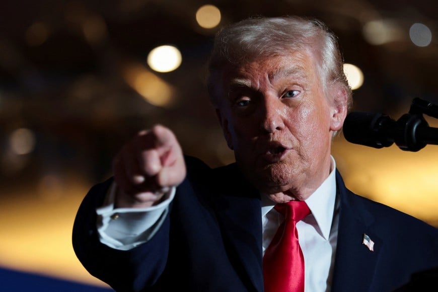 U.S. President Donald Trump gestures as he delivers remarks on the U.S. economy and affordability at the Mount Airy Casino Resort in Mount Pocono, Pennsylvania, U.S. December 9, 2025. REUTERS/Jonathan Ernst