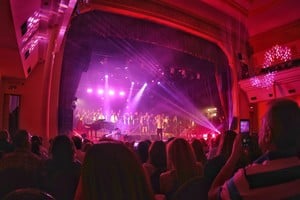 La fuerza de la solidaridad: con apoyo de los santafesinos Homimen y Un Mundo Especial logran aliviar su situación económica.