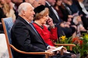 El rey Harald, de 89 años, enfrenta una grave infección sanguínea que ha empeorado su salud. Recibe tratamiento en Oslo mientras Noruega sigue con preocupación su evolución. Foto: Ole Berg-Rusten / NTB / REUTERS.