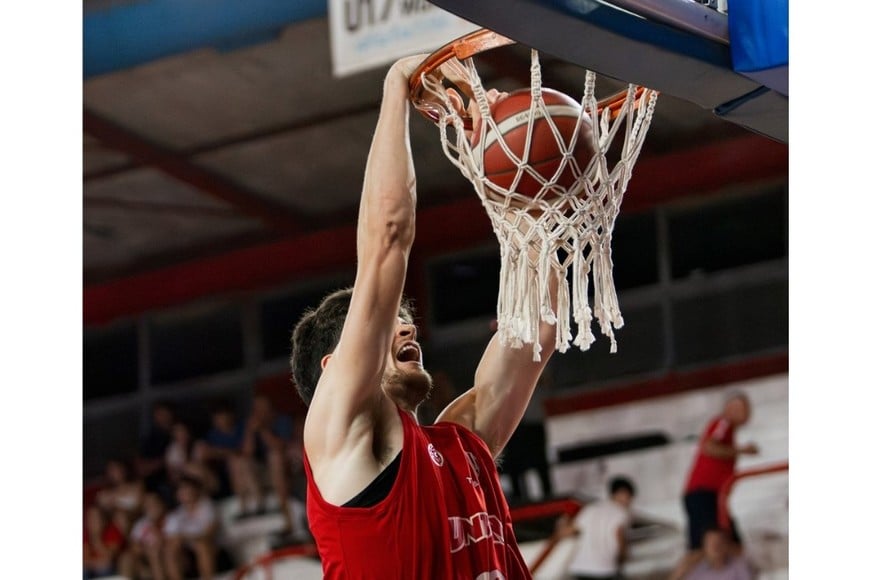 Importante triunfo para el Tatengue. Crédito: Prensa Unión