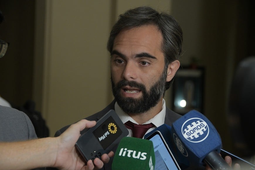 Rueda de prensa causa Armas del ex ministro Marcelo Sain. Fiscales Ezequiel Hernández y Matías Broggi