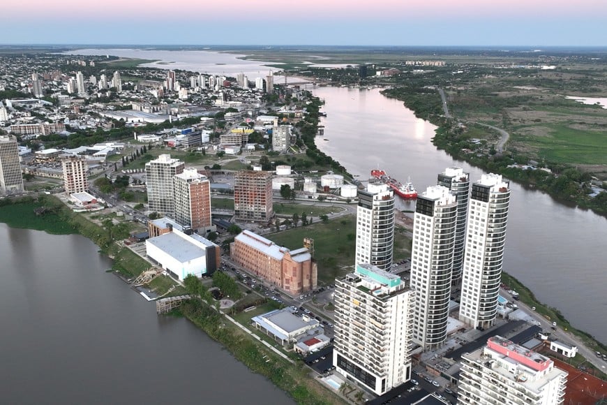La zona portuaria de Santa Fe, el sector con mayor crecimiento urbano de los últimos tiempos. Foto: Fernando Nicola.