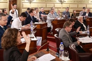 Los senadores santafesinos aprobaron por unanimidad la reforma tributaria pedida por Pullaro.