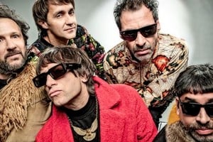 La banda dio detalles sobre el episodio que sufrió el cantante.